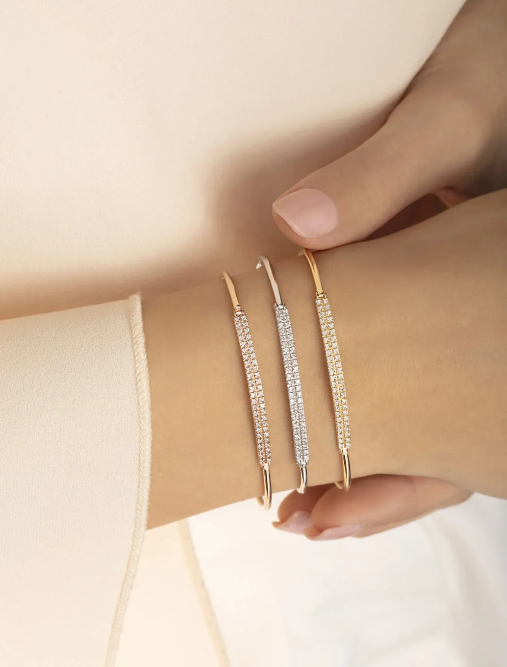 18K Gold Diamond Radiance Bangle