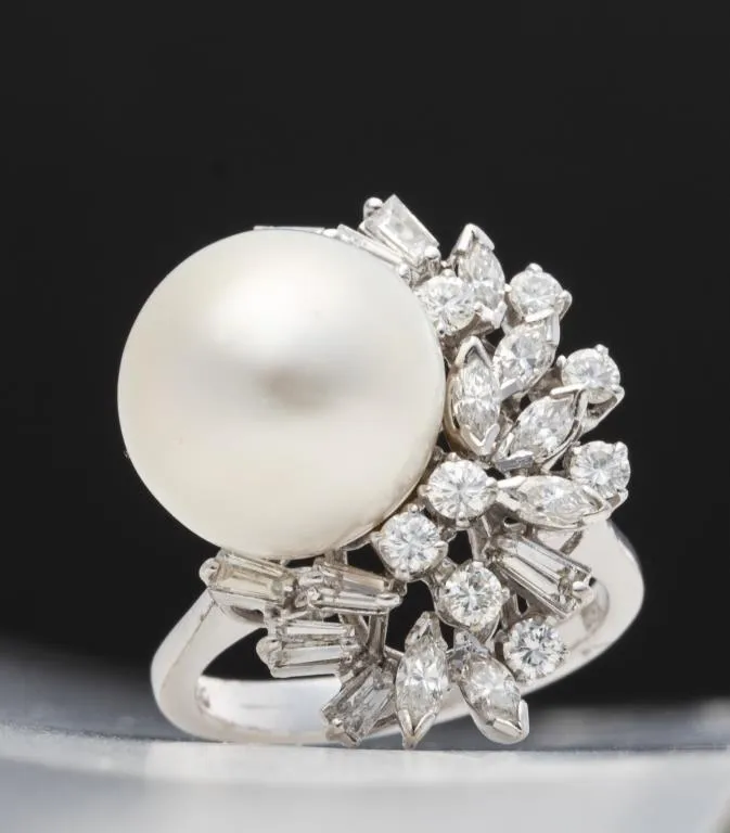 18K Gold South Sea Pearl & Diamond Ring