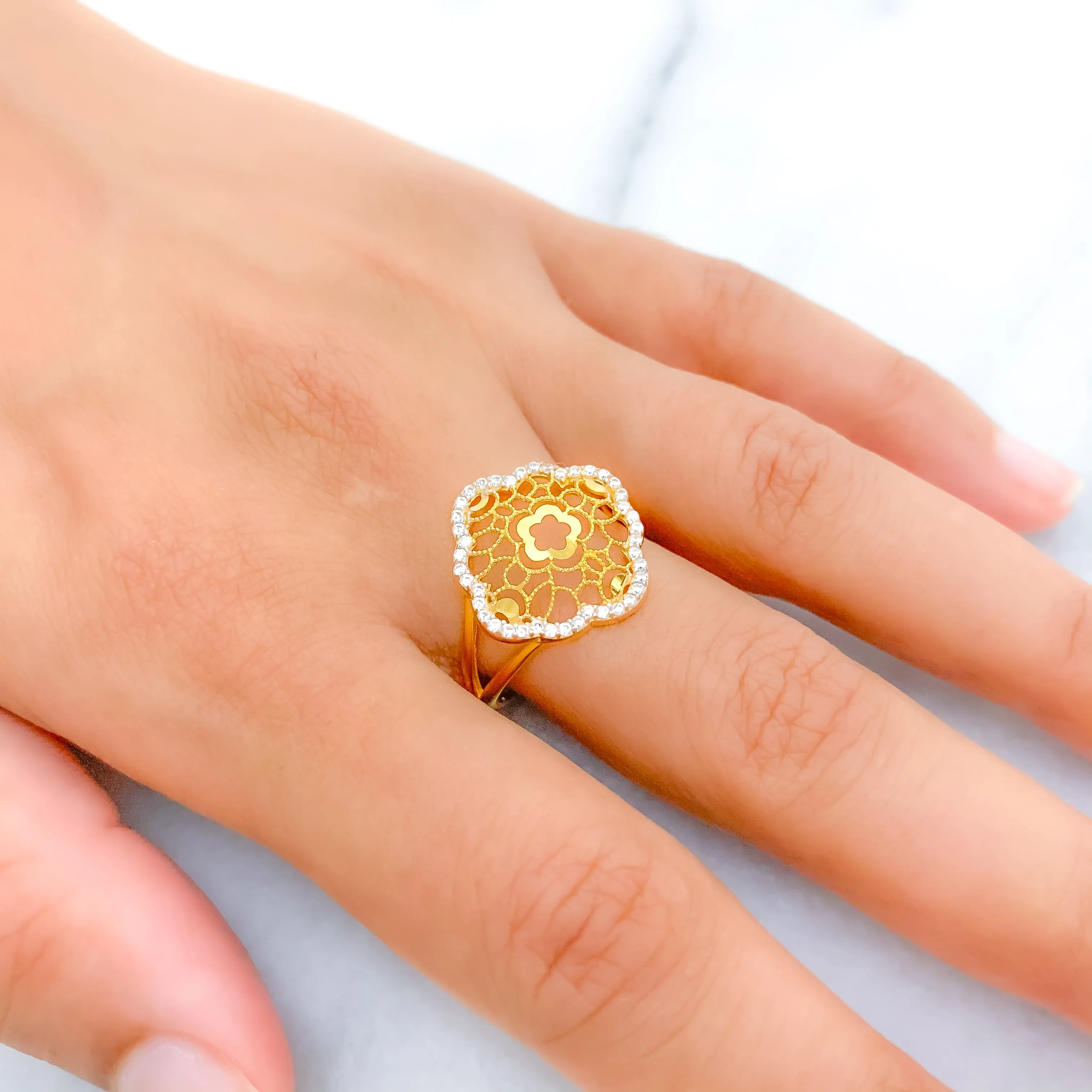 Attractive Floral Vine CZ Ring