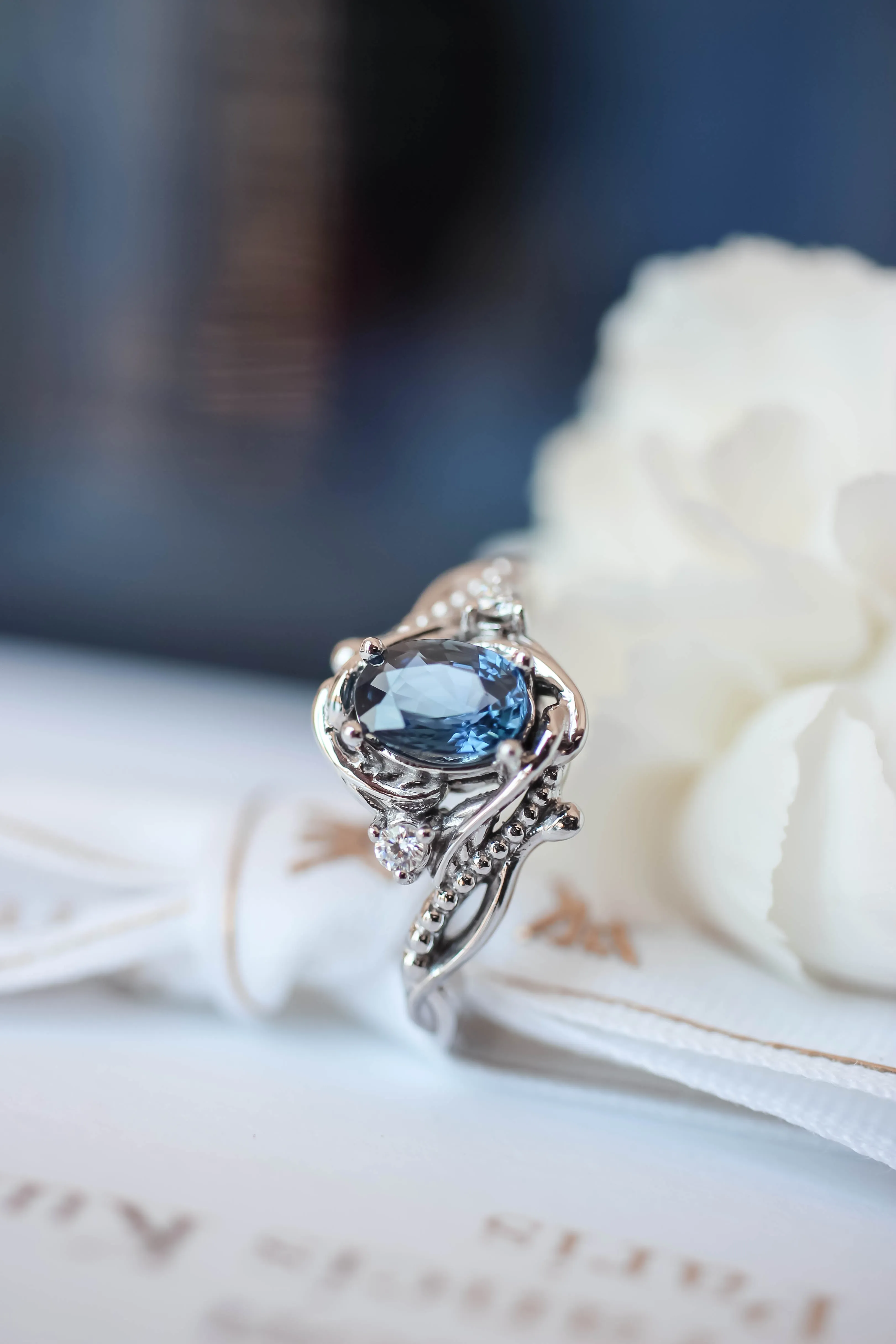 Blue sapphire engagement ring with diamonds / Undina