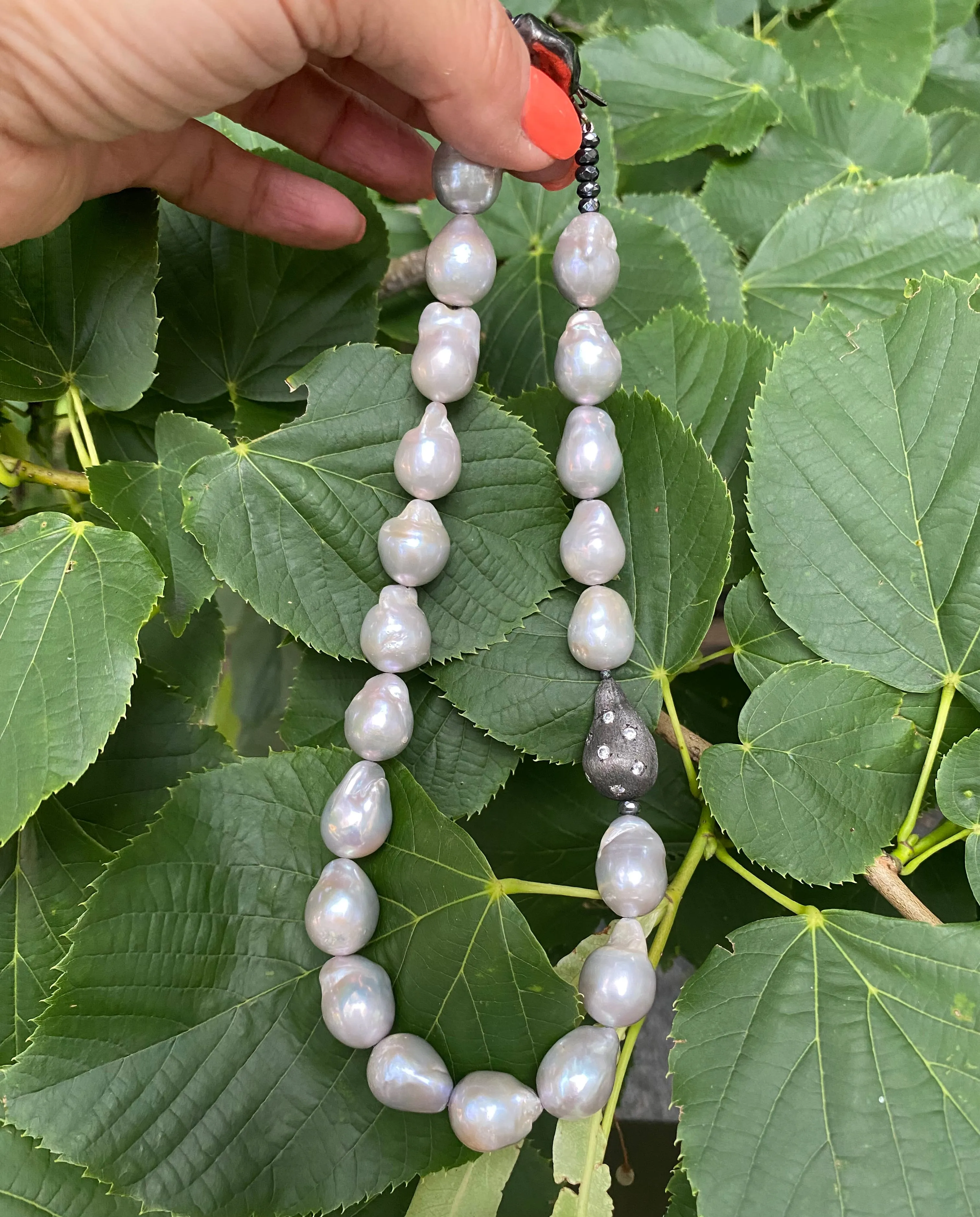 Exquisite Grey Baroque Pearl Choker Necklace with Baroque Inspired Element, 16in