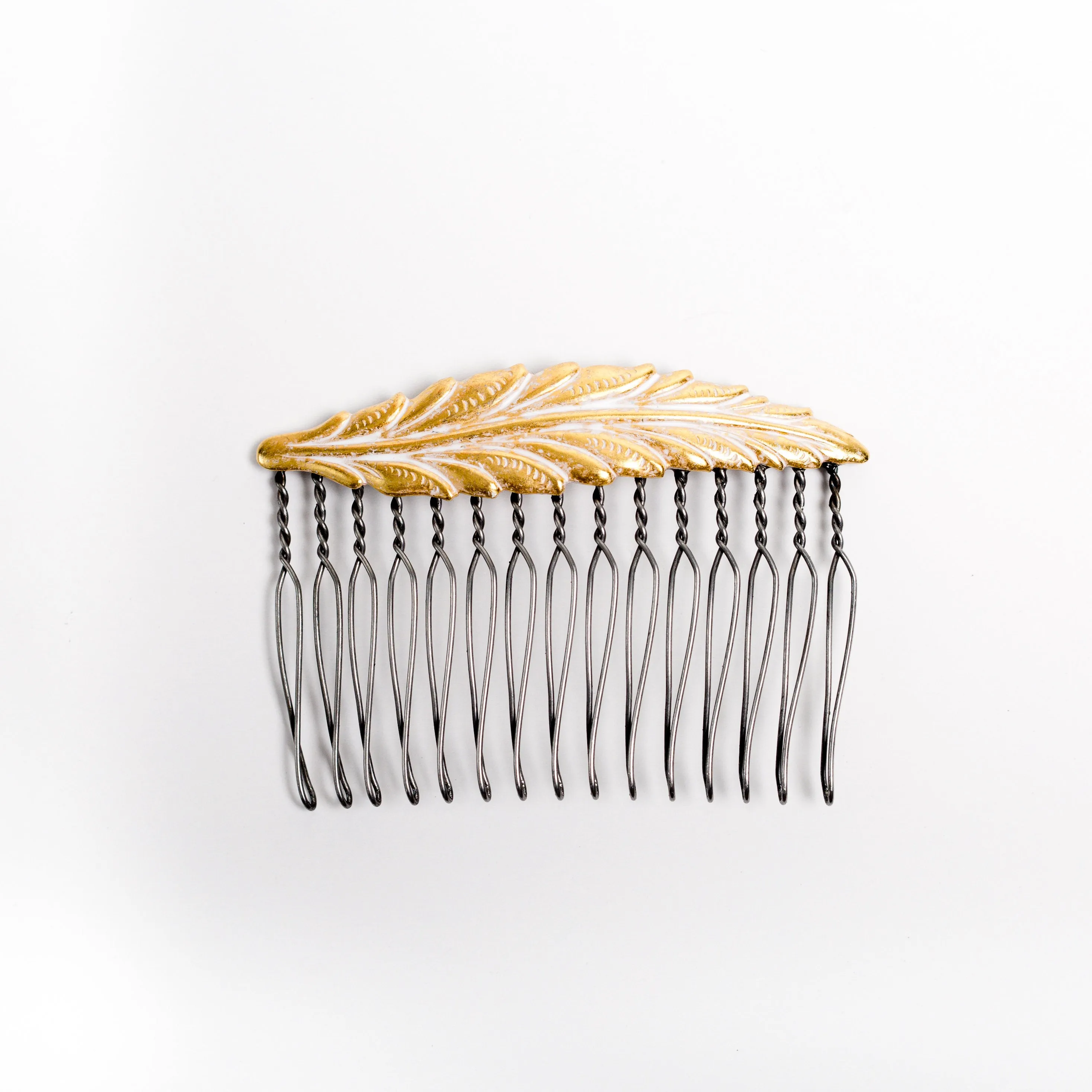 “Faint Feather” Medium Hair Comb