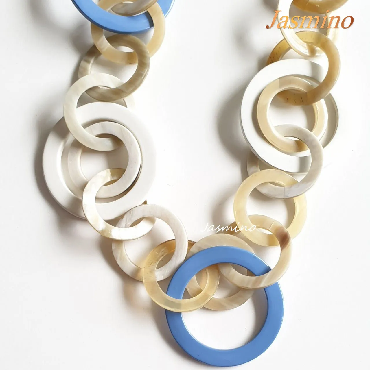 Natural Handmade Jewelry J17487, Made by Buffalo Horn and Lacquer